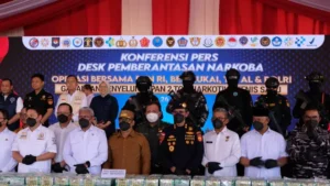 011959500_1748258018-WhatsApp_Image_2025-05-26_at_17.11.59