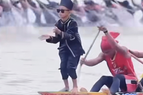 Apa Itu “Aura Farming”? Viral dari Anak Indonesia yang Joget di Perahu Pacu Jalur