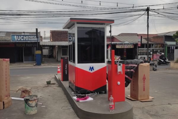Penertiban Parkir Liar di Bandung dan Makassar: Warga Keluhkan Tarif Tak Masuk Akal, Digitalisasi Jadi Solusi Masa Depan