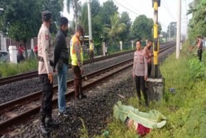 dokumen-humas-polresta-solo-penemuan-jasad-korban-tertabrak-kereta_221215155926-581