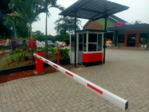 Palang-parkir-seietm-semi-manles-dan-cashless-1-768x576