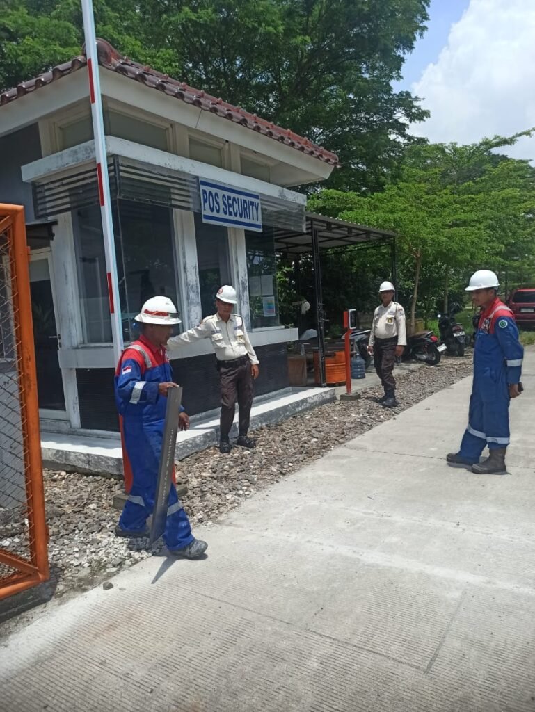 WhatsApp-Image-2025-11-10-at-15.54.56-1-769x1024 Palang Parkir Otomatis M-Gate: Barrier Gate Populer dengan Penjualan 12.000 Unit per Tahun 2025