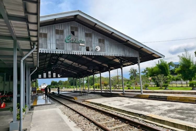 4 Kereta Bandung-Garut untuk Liburan Akhir Tahun, Pilih dan Lihat Harganya!