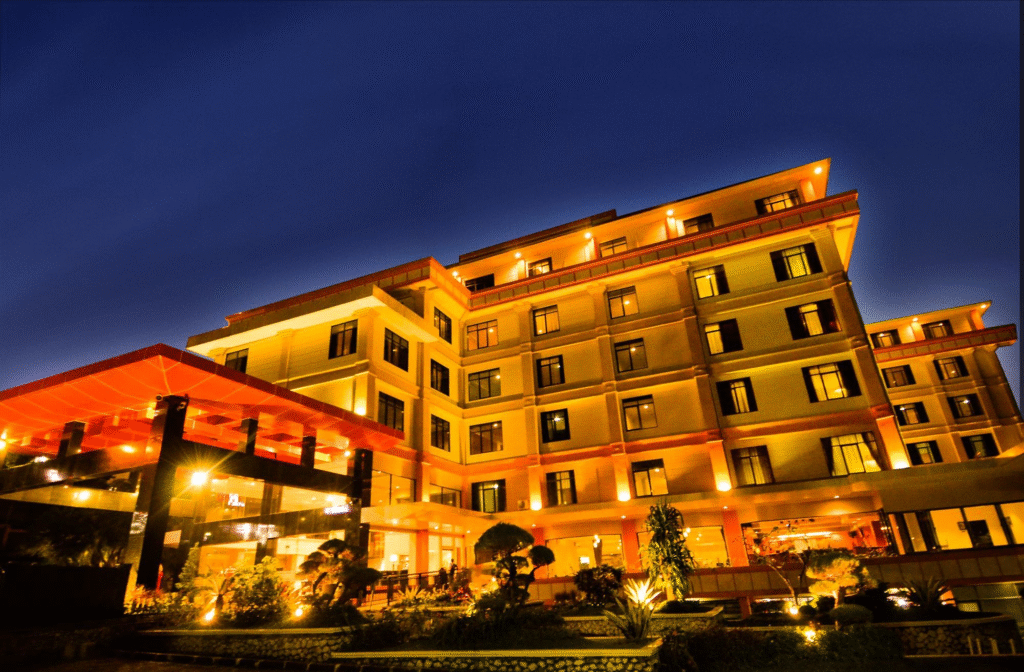 image-3-1024x672 Antisipasi Lonjakan Wisatawan Malam Tahun Baru di Bandung, Pengelola Parkir dan Akomodasi Lakukan Penyesuaian