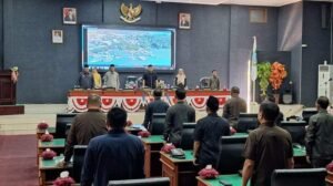 Sidang-Paripurna-di-DPRD-Belitung-Timur-Senin-247.jpg