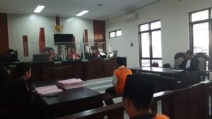 Terdakwa kasus guru ngaji yang hamili santrinya di Desa Kregenan K.jpg