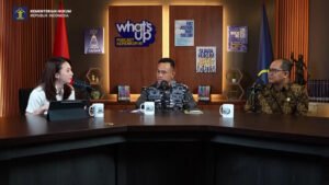 dirjen ahu widodo dan kadispenal laksamana tni tunggul meneg 2qo0.jpg