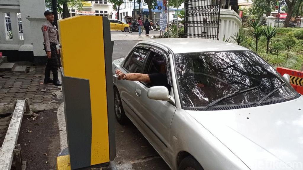 image-9-1024x574 DPRD Dorong Digitalisasi Parkir untuk Tingkatkan PAD, Sistem Cashless Dinilai Jadi Solusi Tata Kelola Parkir