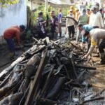 Alat Berat Dikerahkan Bersihkan Masjid Pasca Banjir