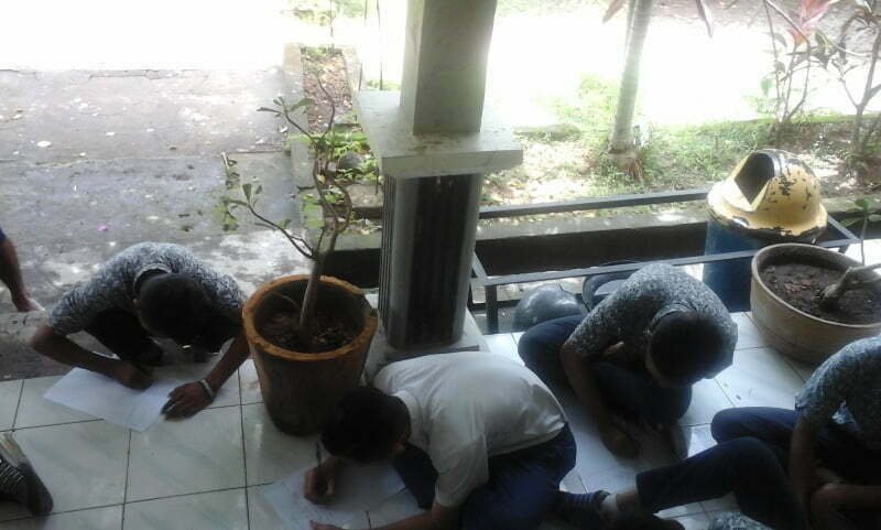 pelajar merokok diamankan pol pp.jpg