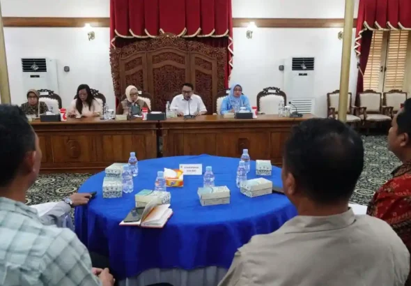 BAHAS KASUS PESANTREN Rapat koordinasi.jpg
