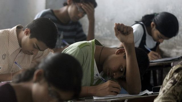 Krisis Kesehatan Mental Siswa India dalam Persaingan Ujian Berat