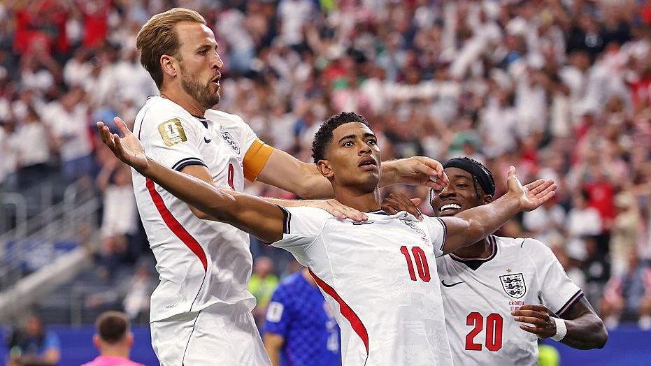 Inggris ke Semifinal – Bellingham Jadi Pemain Tak Tergantikan