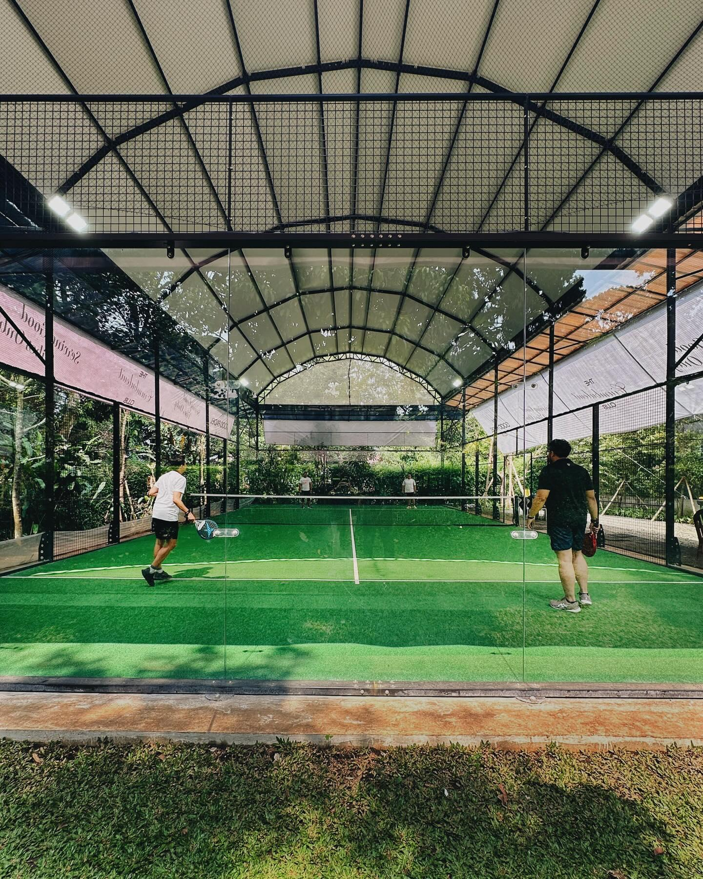 Setiabudhi Social Club menjadi rekomendasi lapangan padel di Bandung dengan fasilitas premium, lokasi strategis, empat lapangan modern, dan komunitas aktif.