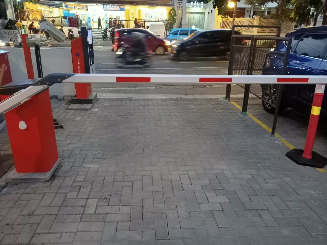 MSM Parking Kerjakan Proyek Pemasangan Palang Parkir Nontunai 2 In 2 Out